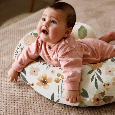 COUSSIN-D_ALLAITEMENT-Alouette-bebe-sur-le-ventre
